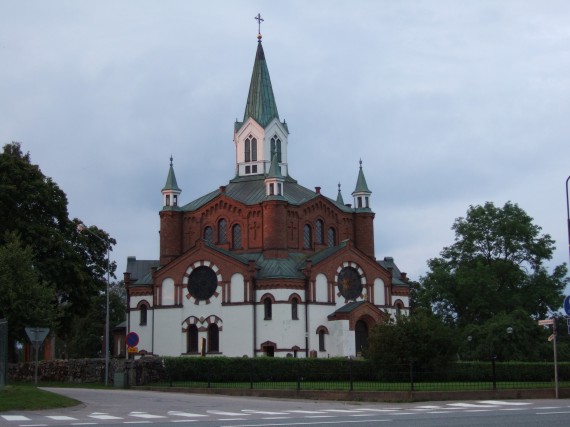Tranemo &aring;ttkantiga centralkyrka fr&aring;n 1882. /Pr&auml;stsl&auml;kt/