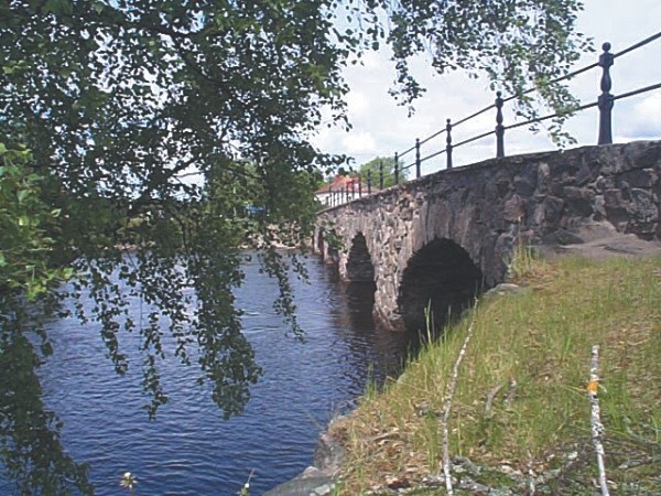 Stenbron i &Aring;torp