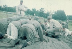 Toppringen monteras och demonteras tills alla kan greppen